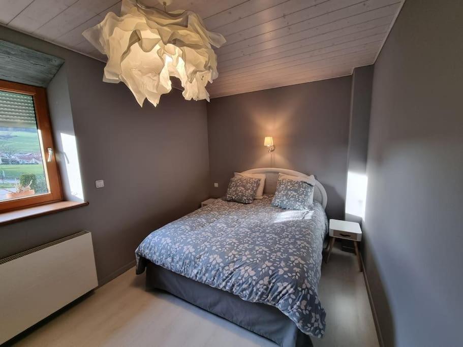 Logement Dans Maison + Exterieur Orchamps-Vennes Kültér fotó