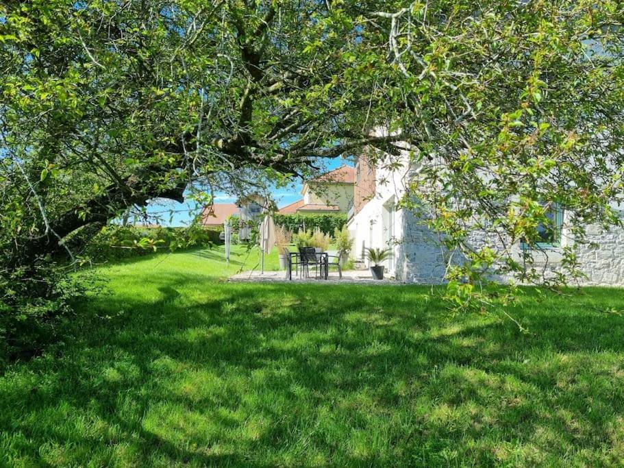 Logement Dans Maison + Exterieur Orchamps-Vennes Kültér fotó